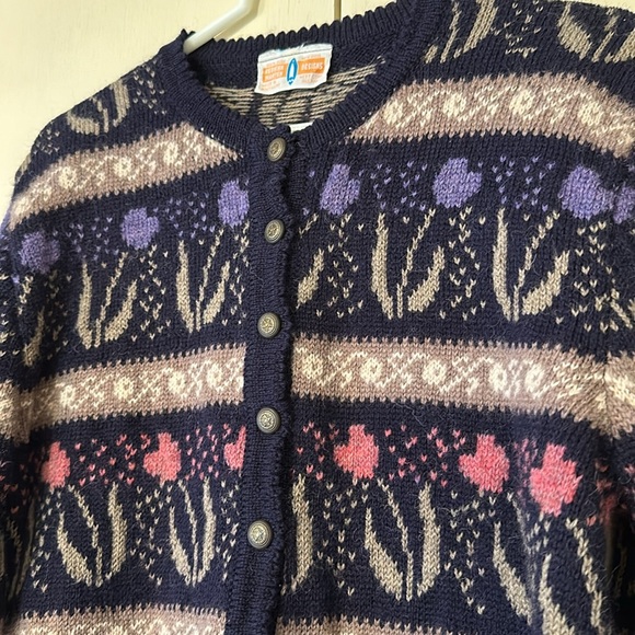 Vintage 100% Wool Floral Cardigan - Picture 2 of 7